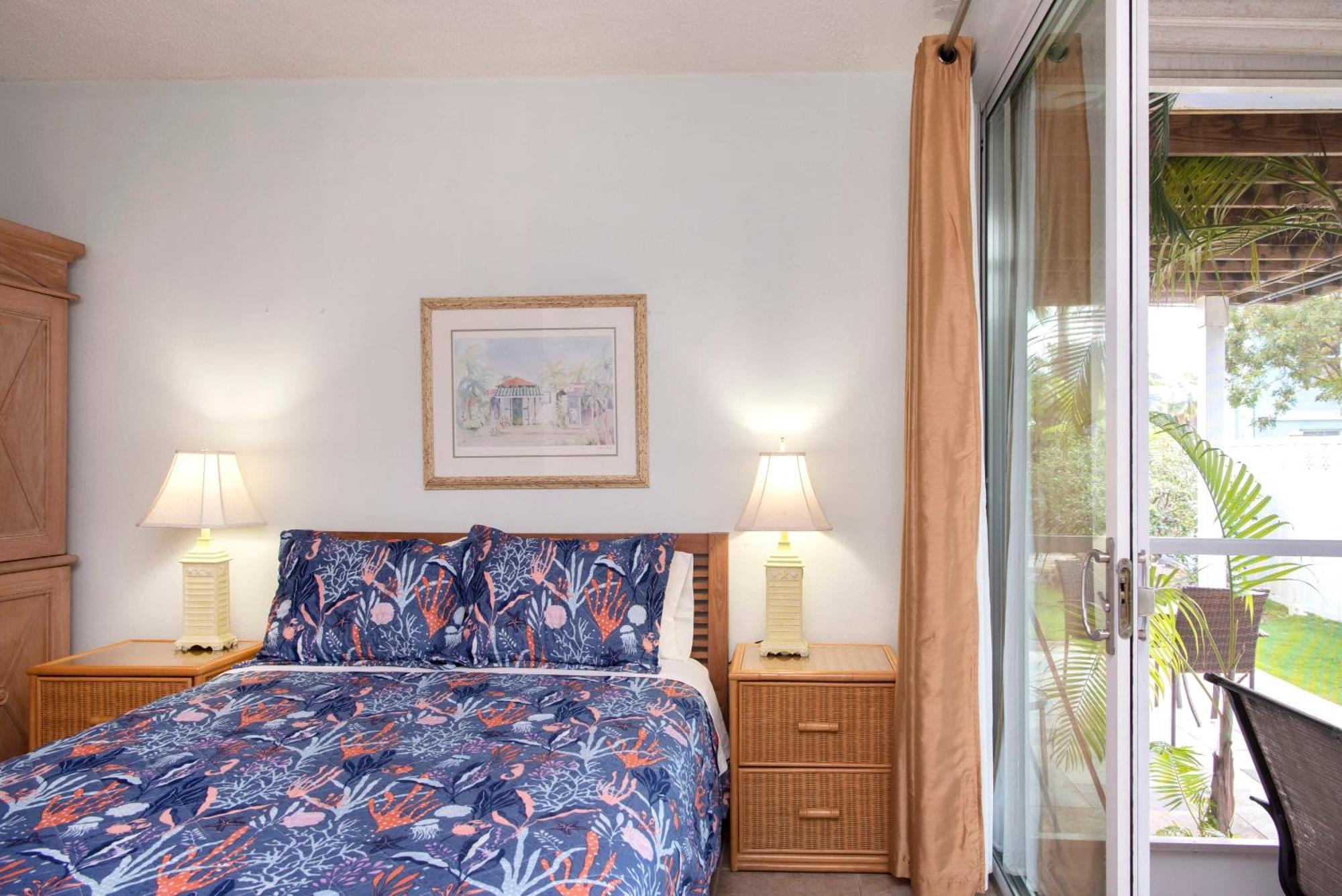Beach Living At Island Pine Villas George Town Exterior photo