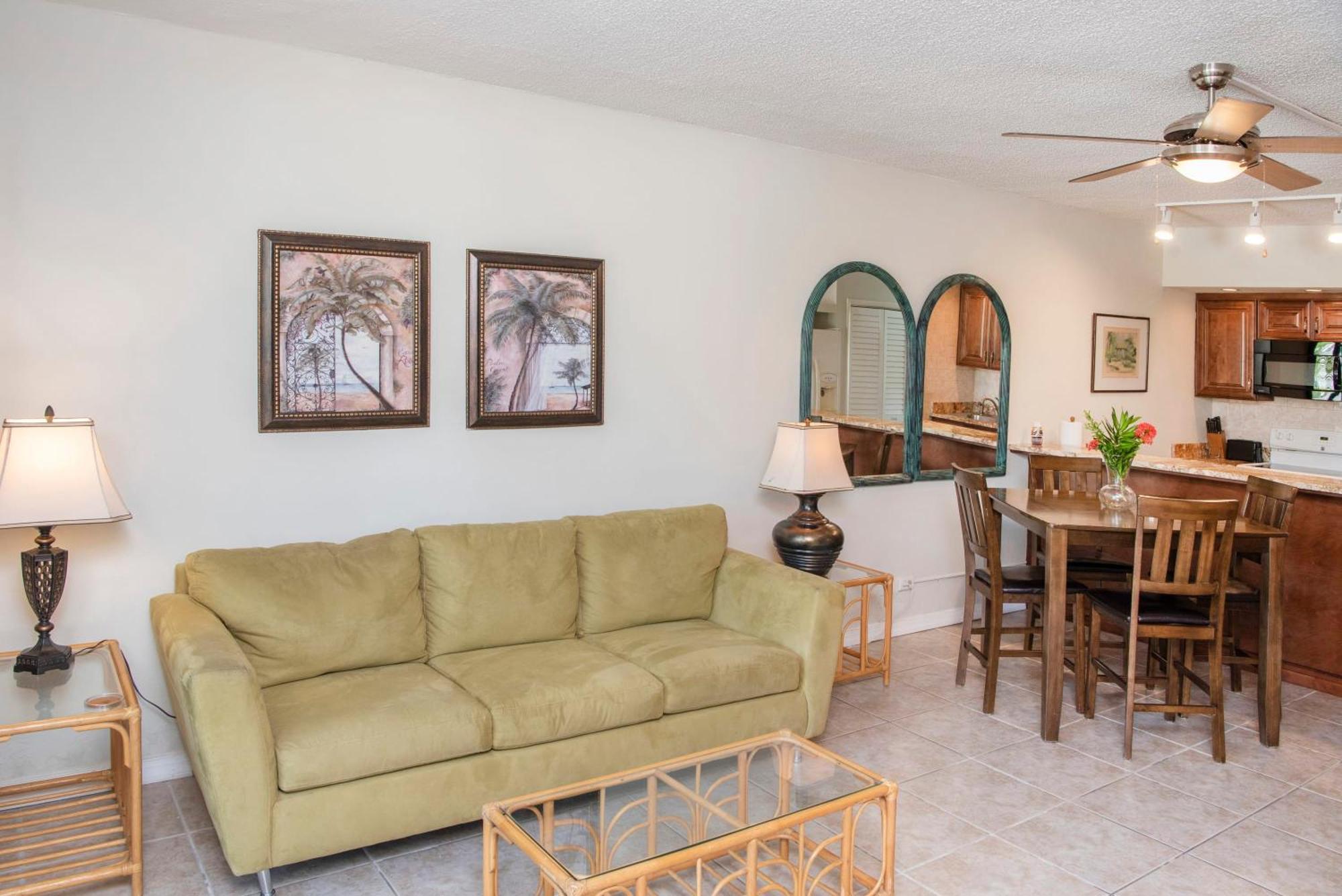 Beach Living At Island Pine Villas George Town Exterior photo